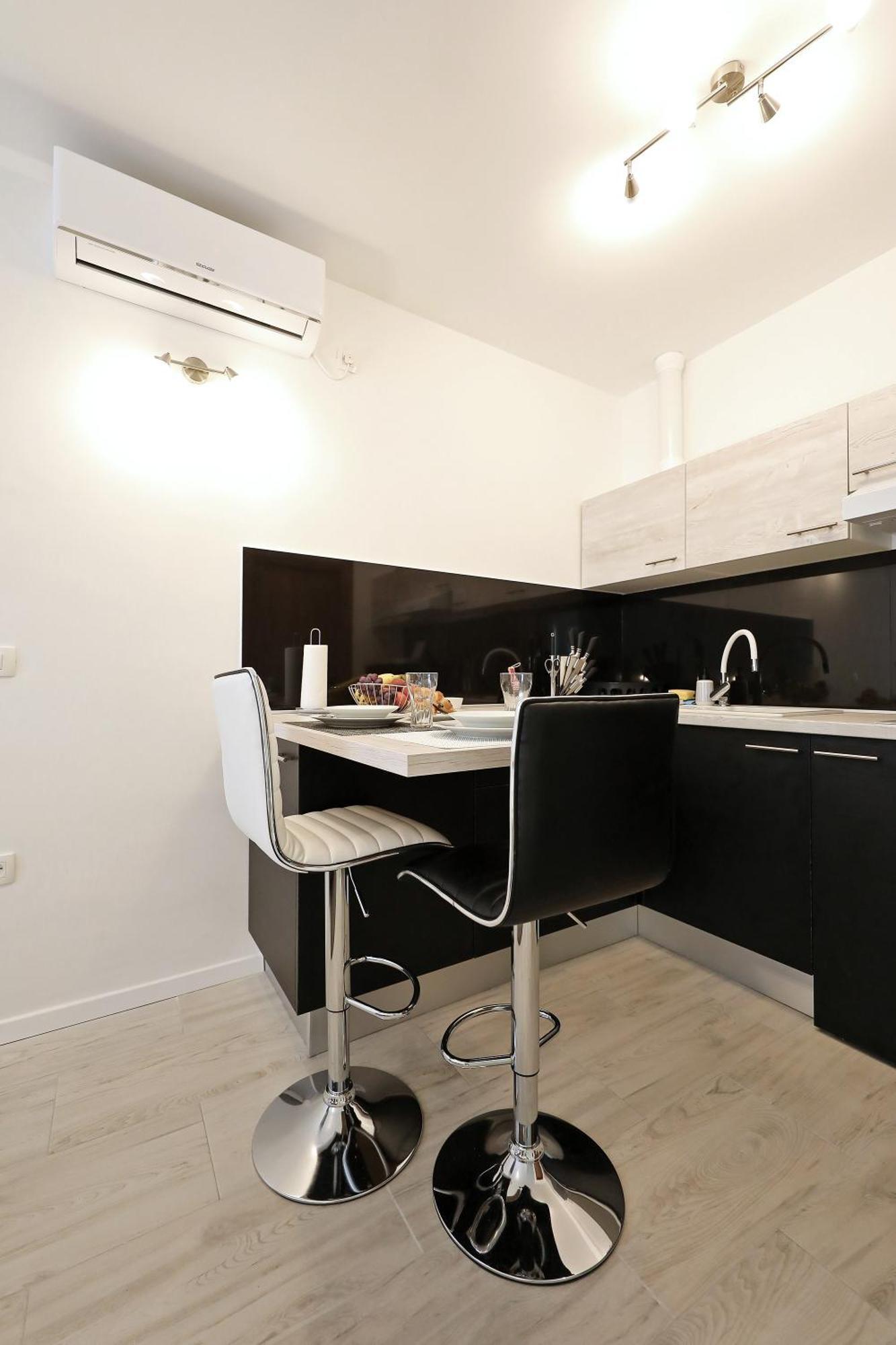Appartement Piccola Pyrotima à Zadar Extérieur photo