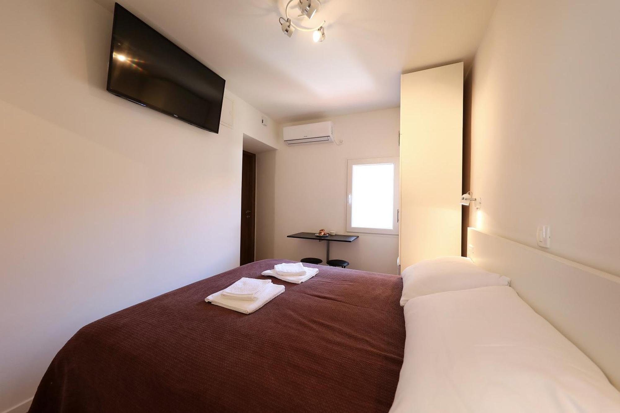 Appartement Piccola Pyrotima à Zadar Extérieur photo