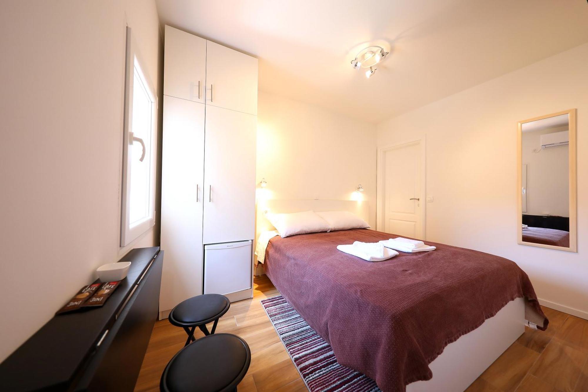 Appartement Piccola Pyrotima à Zadar Extérieur photo